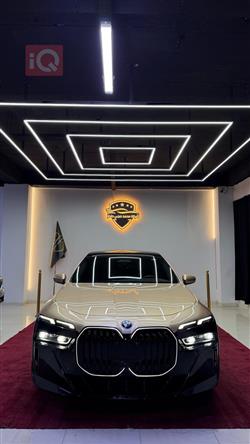 بي ام دبليو الفئة 7